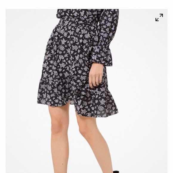 Floral ruffled two piece. - Picture 1 of 2